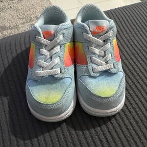 Nike Kids Colorful Sneakers. Toddler 7.5